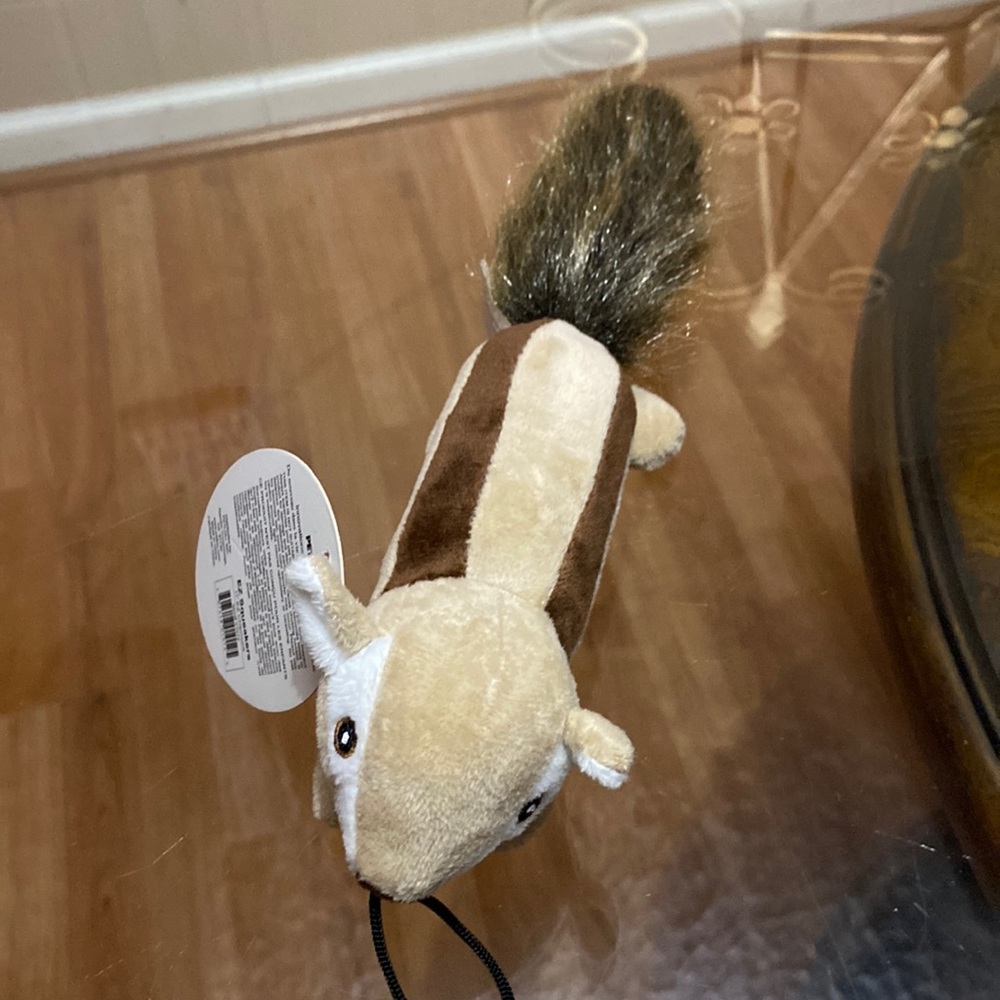 Petlou 11”  Squirrel 🐿️ Dog Toy with Loud Squeaker Beige NEW